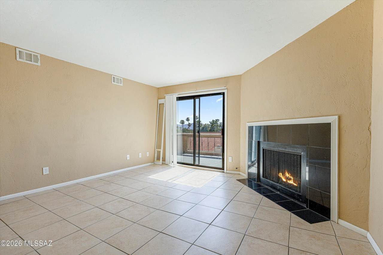 https://bt-photos.global.ssl.fastly.net/tucson/1280_boomver_1_22614031-2.jpg