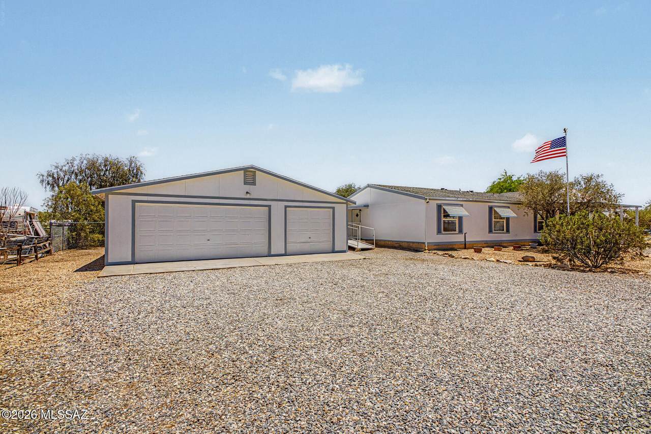5556 Squeak Place - Photo 1