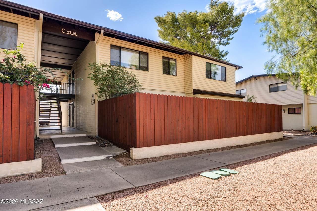 1336 Avenida Polar - Photo 1