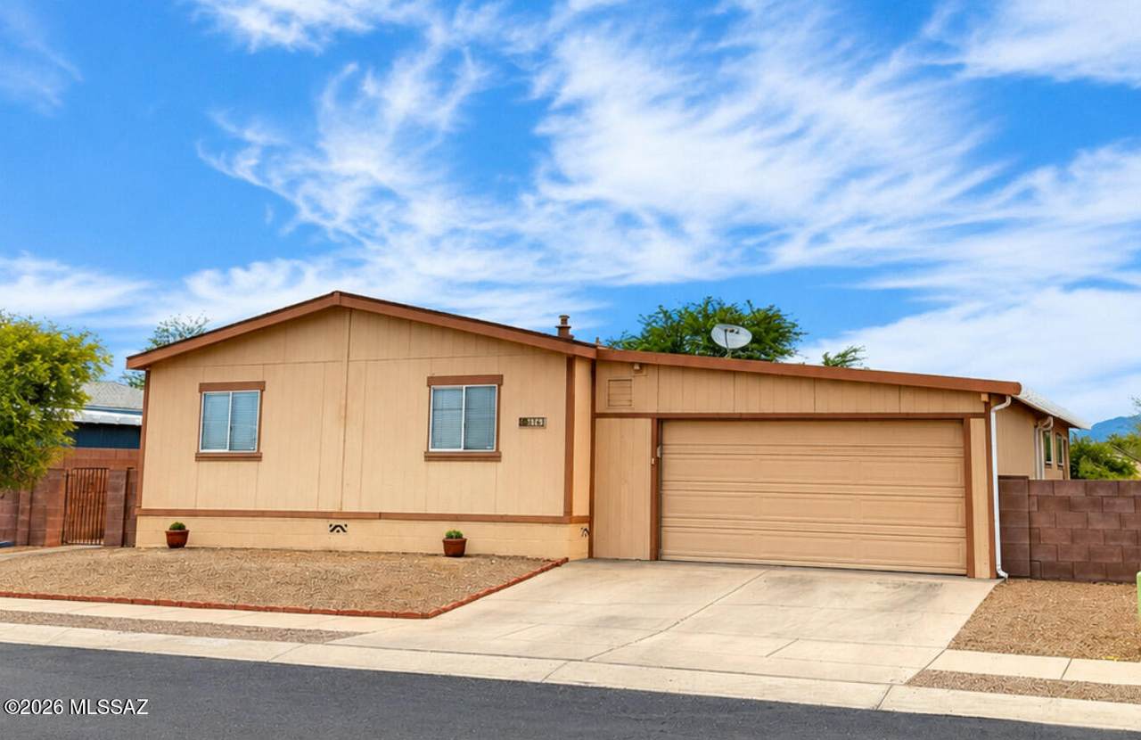 6061 Thunder River Drive - Photo 1