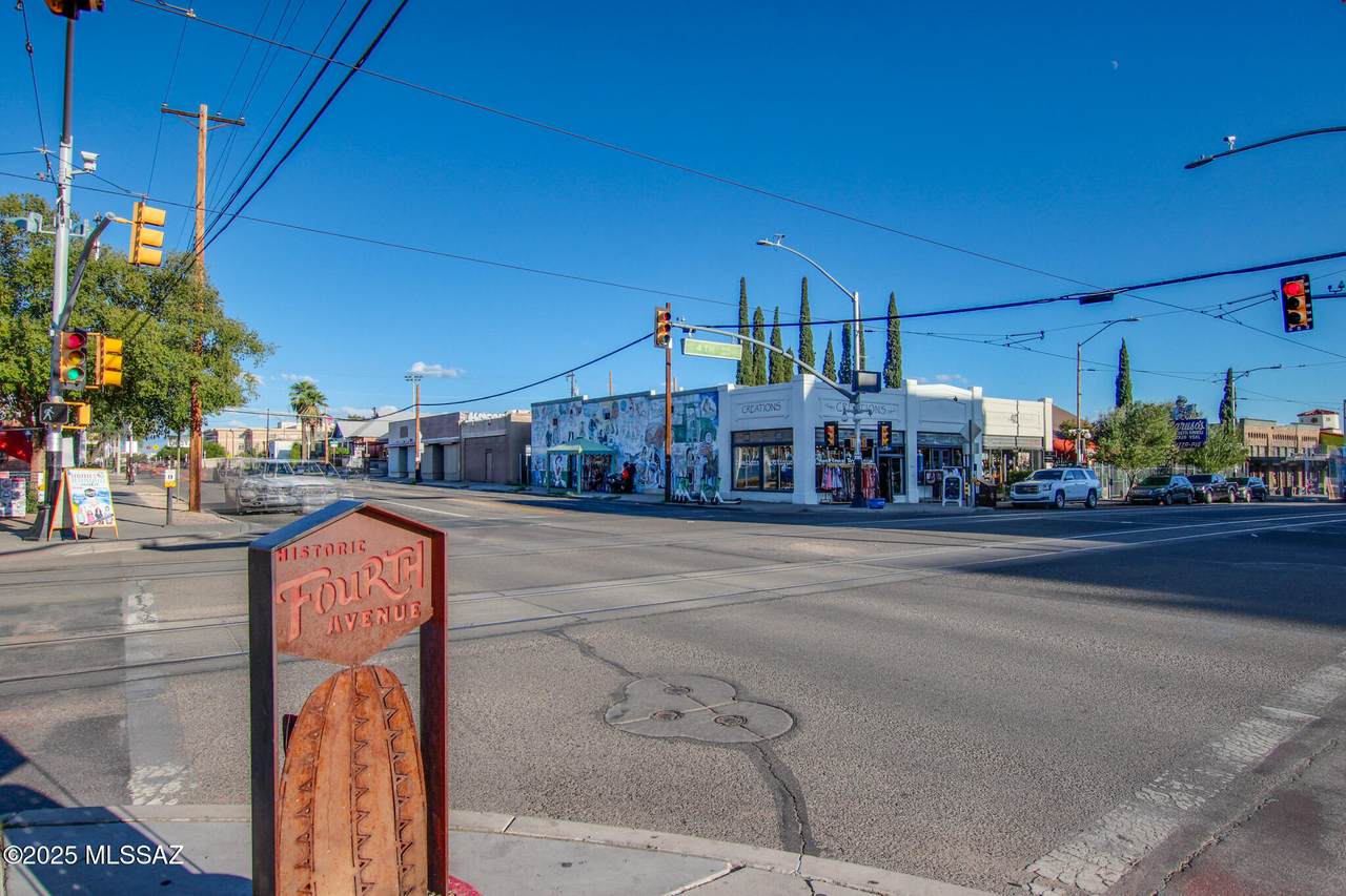 420 6th Street - Photo 1
