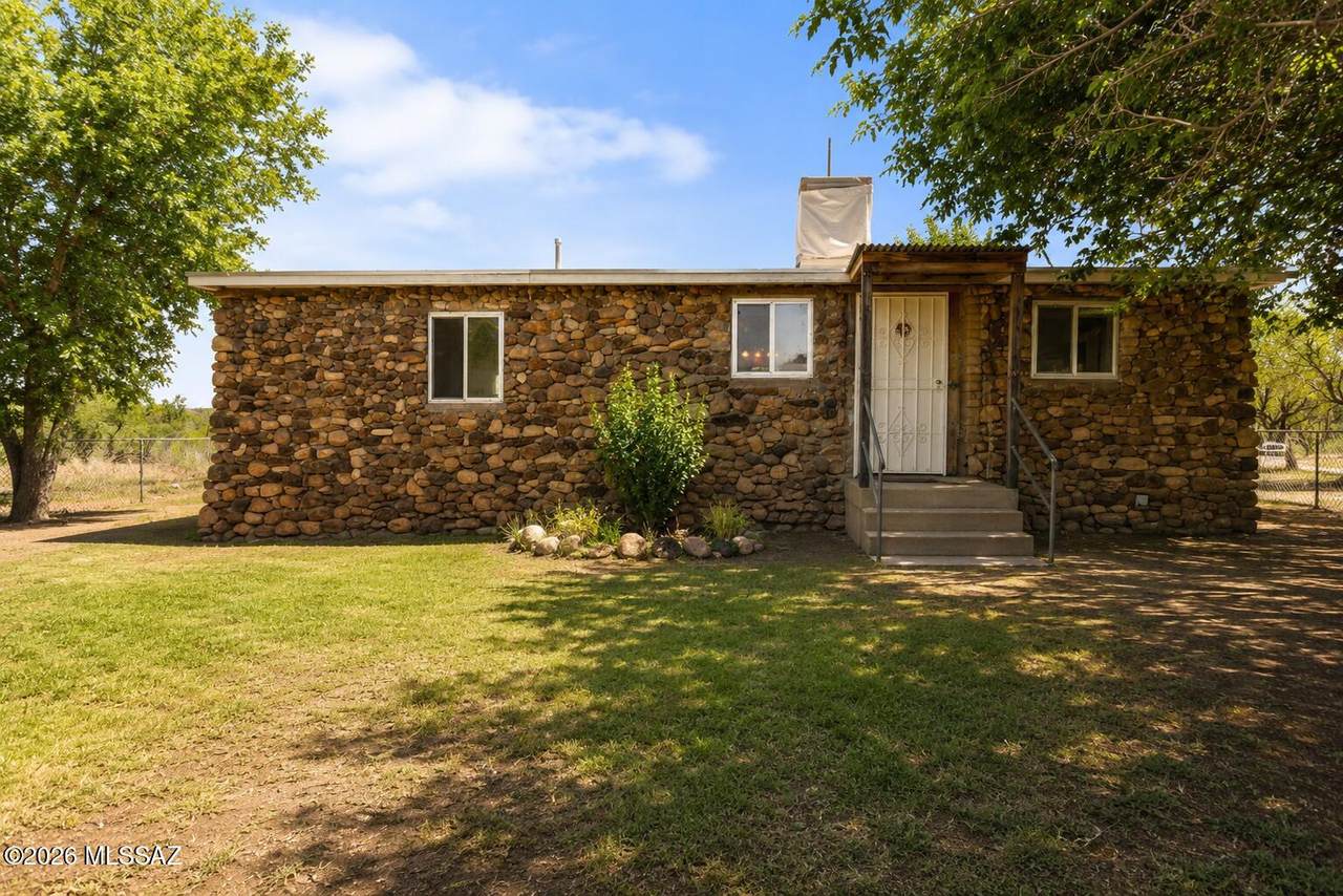 1339 Roosevelt Road - Photo 1