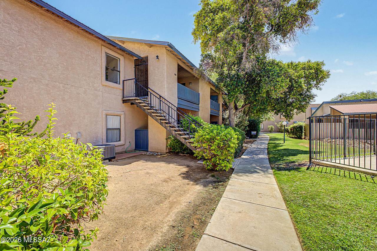8080 Speedway Boulevard - Photo 1