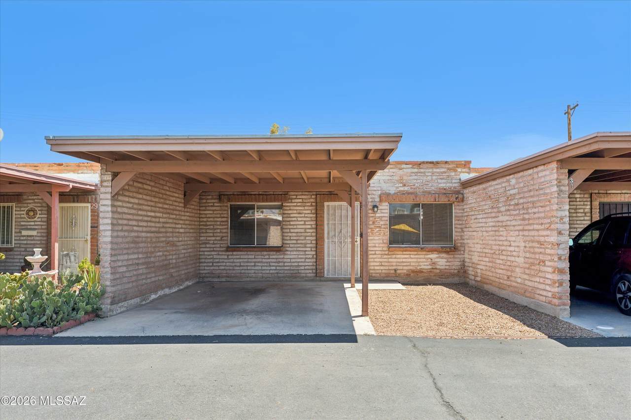 3960 Flower Street - Photo 1