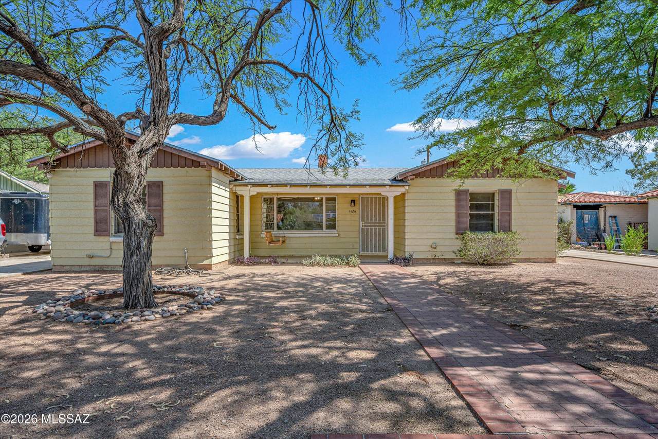 4126 Lester Street - Photo 1