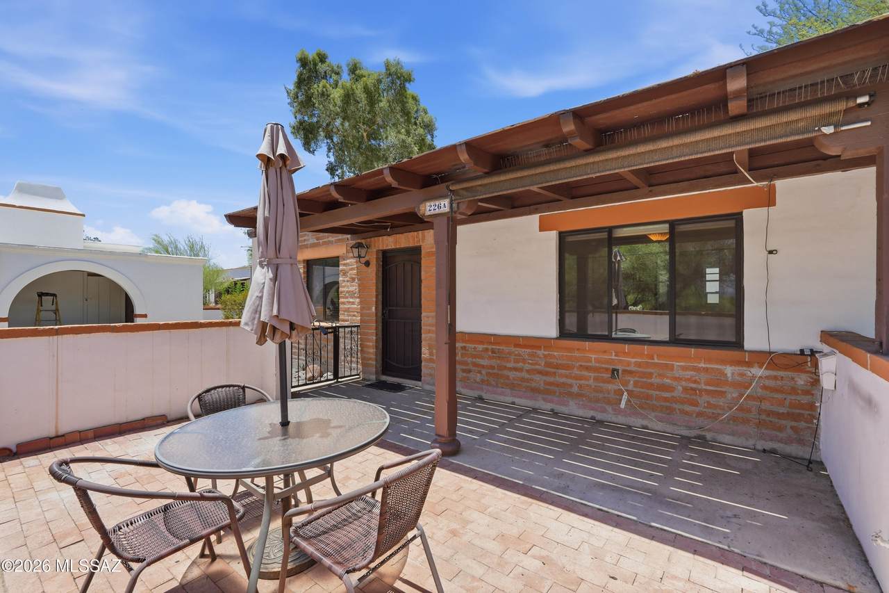 226 La Ca&ntilde;ada Drive - Photo 1