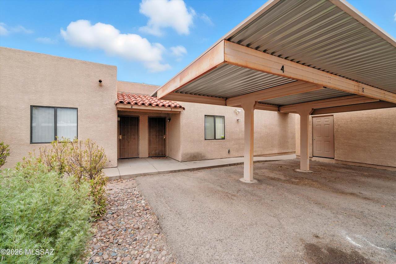 2447 Fair Oaks Avenue - Photo 1