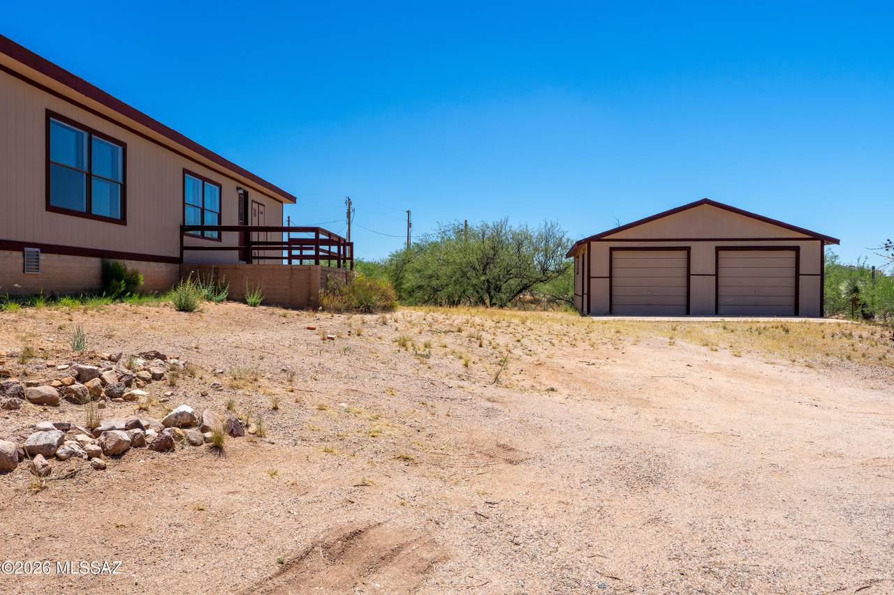 3313 Thunderbird Trail - Photo 1