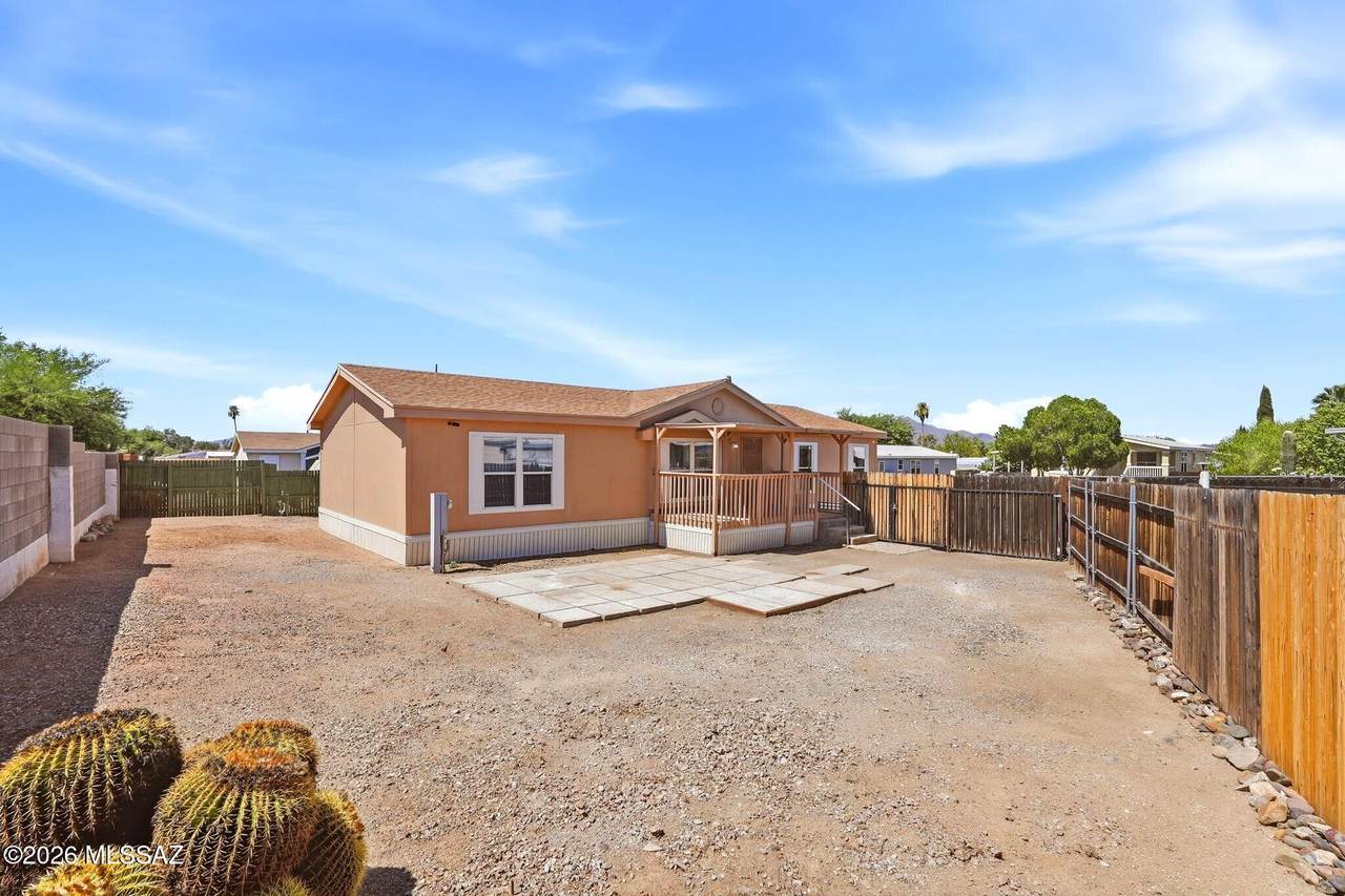 6350 Mango Way - Photo 1