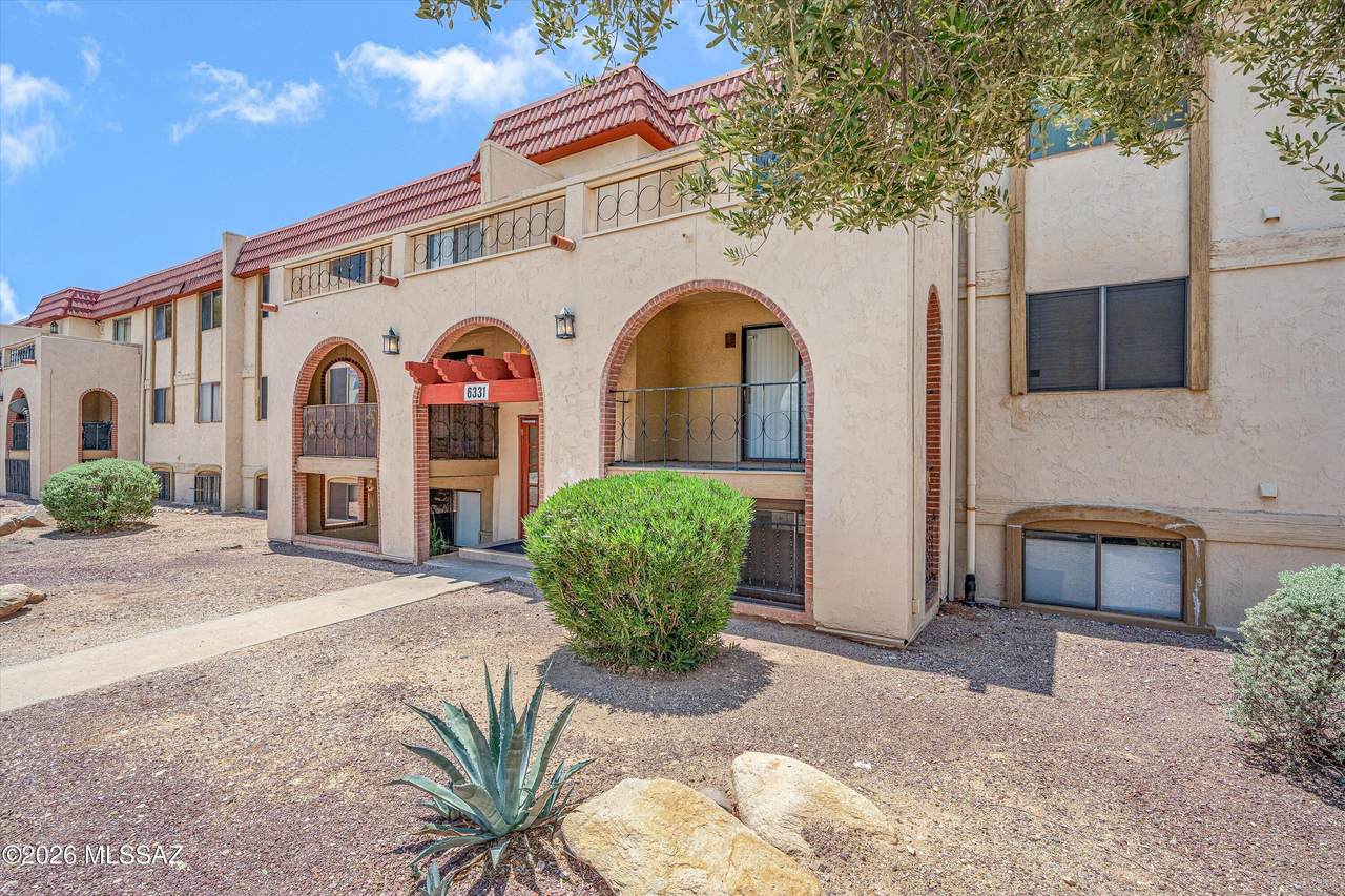 6331 Barcelona Court - Photo 1