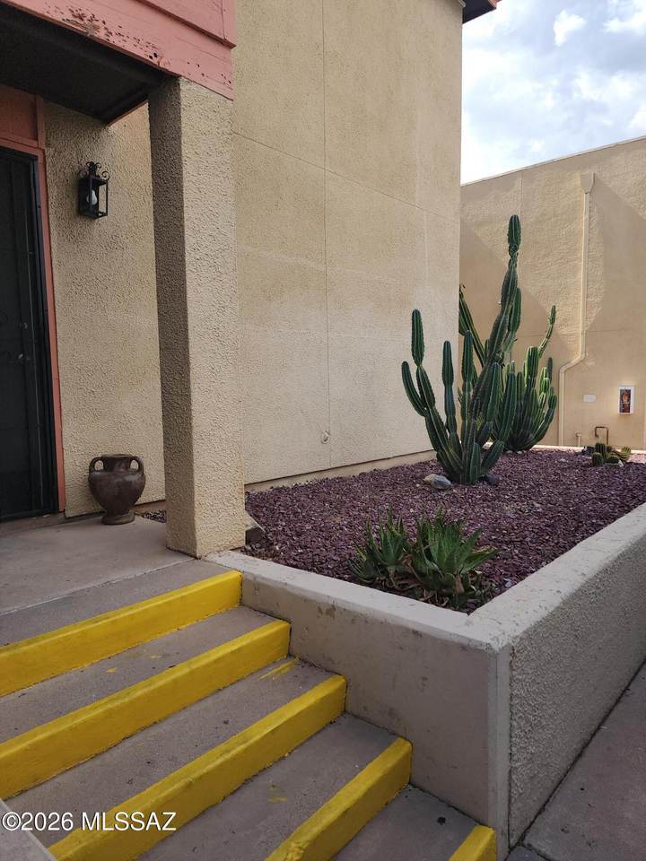https://bt-photos.global.ssl.fastly.net/tucson/1280_boomver_1_22618174-2.jpg
