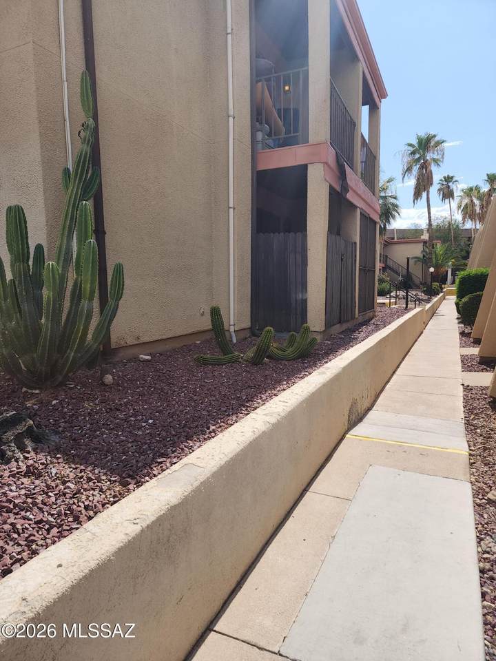 https://bt-photos.global.ssl.fastly.net/tucson/1280_boomver_1_22618174-2.jpg