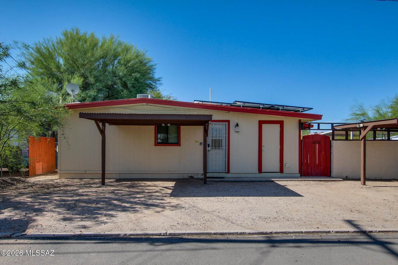 2550 Sequoyah - Photo 1