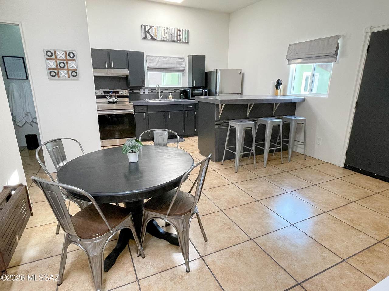 936 Navajo Road - Photo 1
