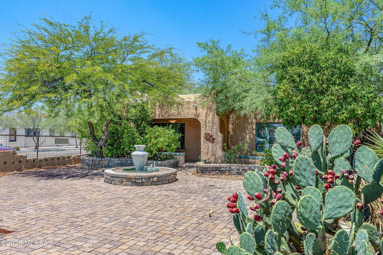 https://bt-photos.global.ssl.fastly.net/tucson/1280_boomver_1_22619349-2.jpg