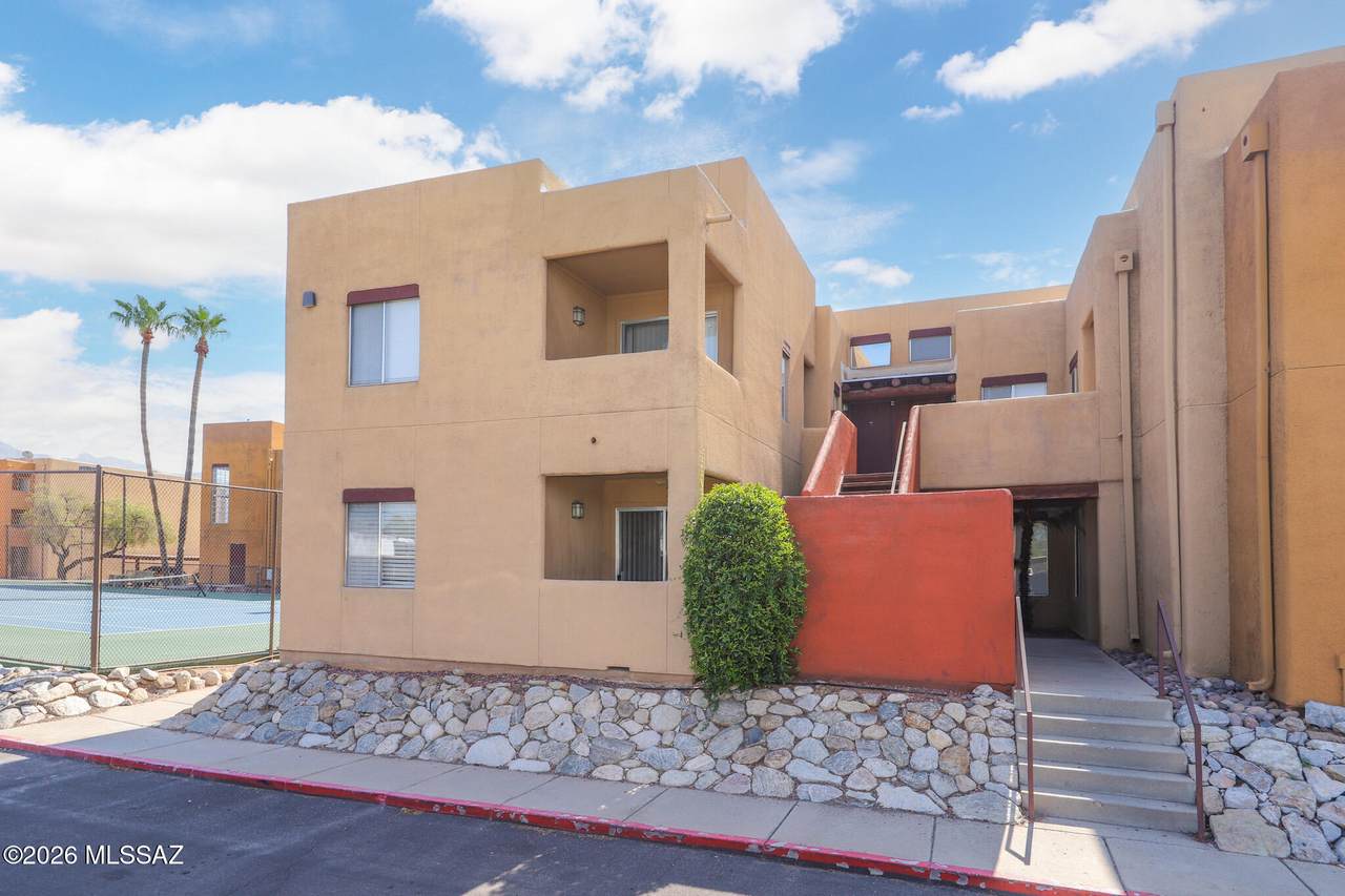 1810 Blacklidge Drive - Photo 1