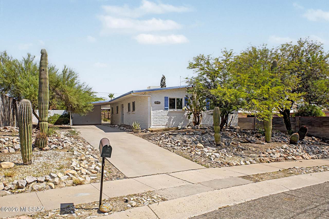 https://bt-photos.global.ssl.fastly.net/tucson/1280_boomver_1_22619539-2.jpg