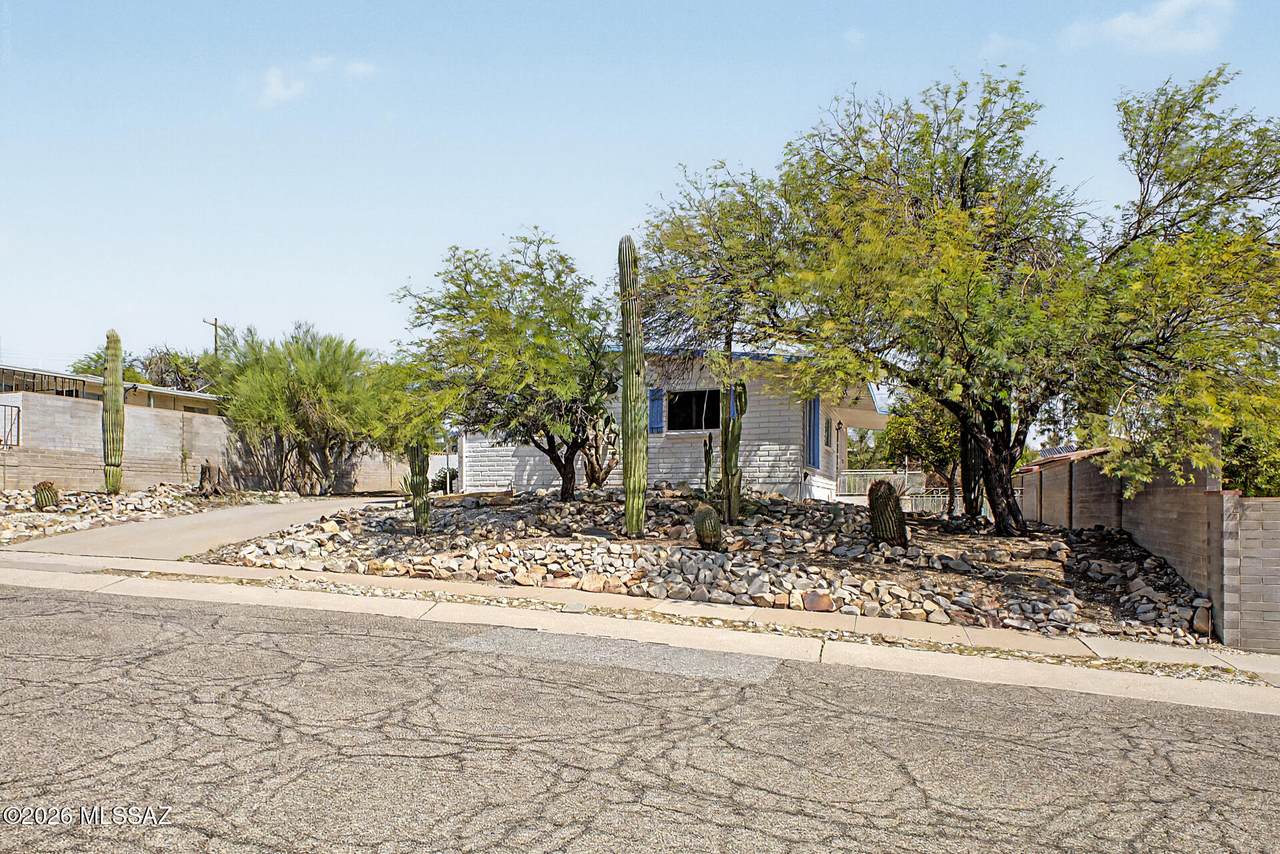 https://bt-photos.global.ssl.fastly.net/tucson/1280_boomver_1_22619539-2.jpg