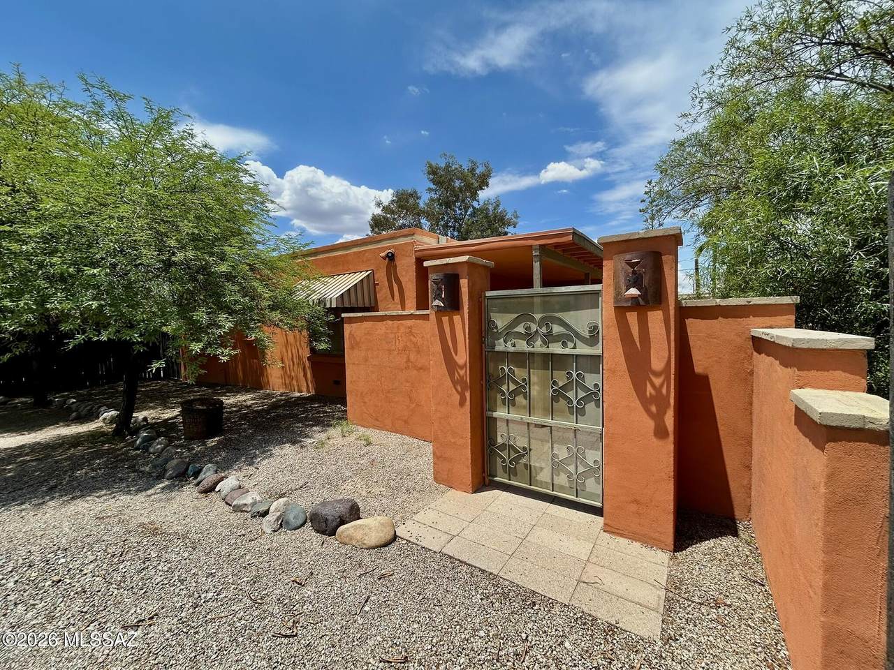 720 Kelso Street - Photo 1