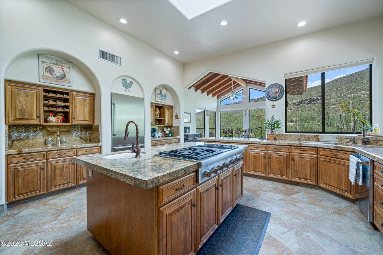 https://bt-photos.global.ssl.fastly.net/tucson/1280_boomver_1_22619752-2.jpg