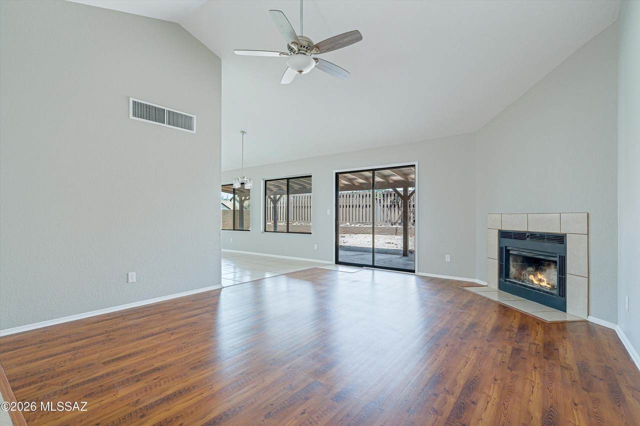 https://bt-photos.global.ssl.fastly.net/tucson/1280_boomver_1_22619772-2.jpg