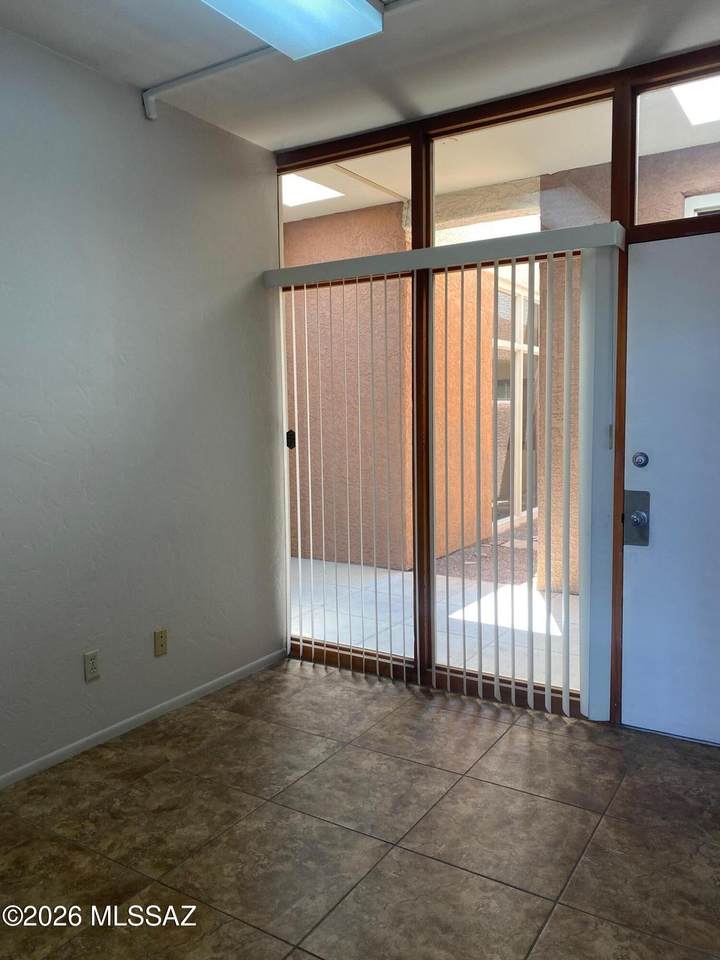https://bt-photos.global.ssl.fastly.net/tucson/1280_boomver_1_22619814-2.jpg