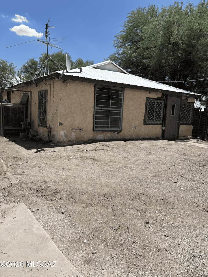 3218 Romero Road - Photo 1