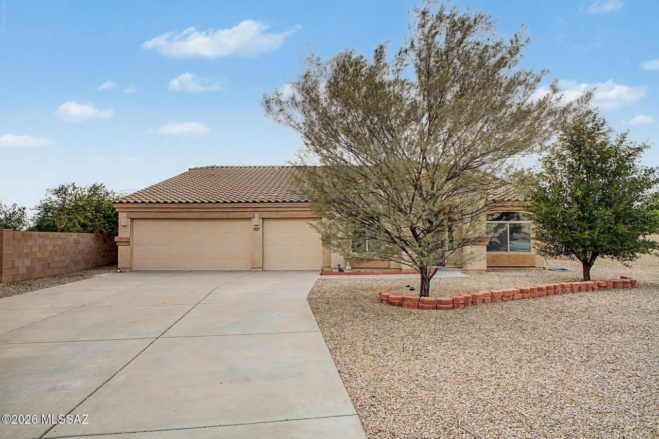 5030 Triangle Leaf Court - Photo 1