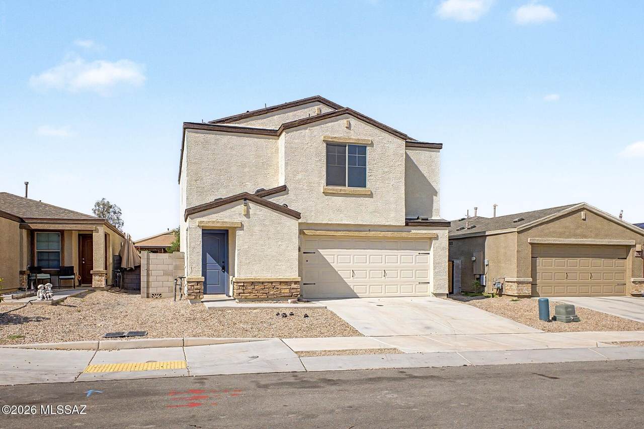 5984 Antrim Loop - Photo 1