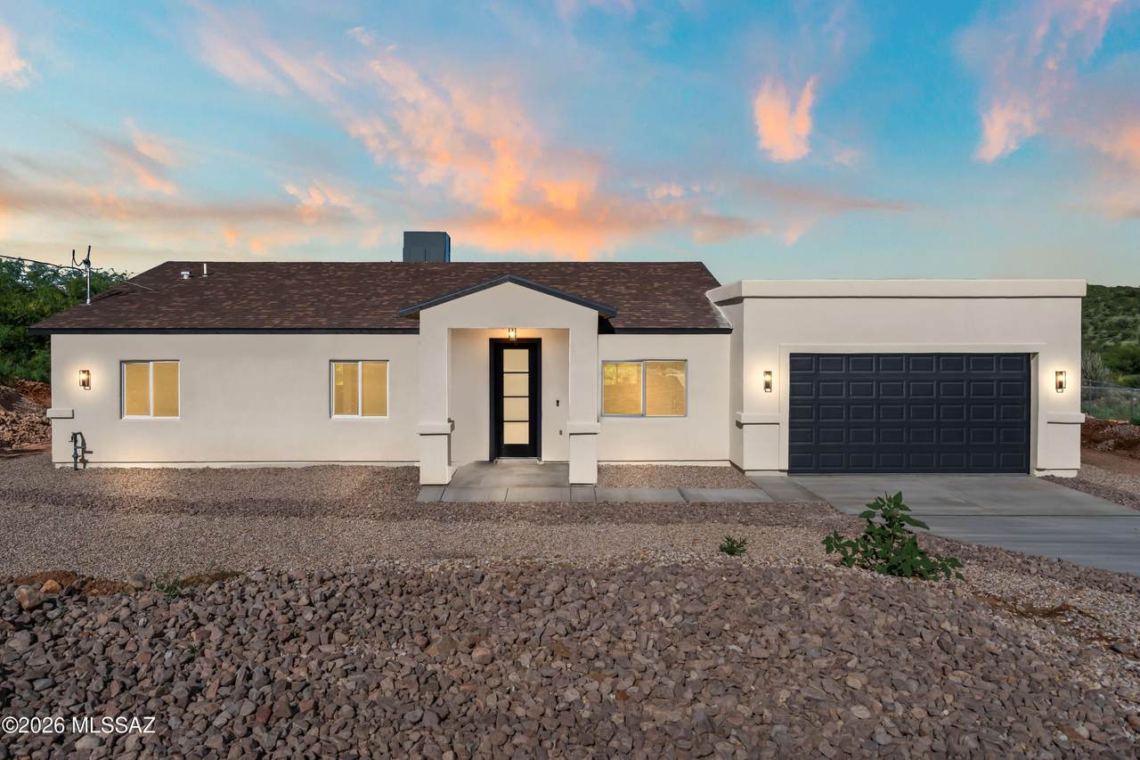 1011 Camino Estrella - Photo 1