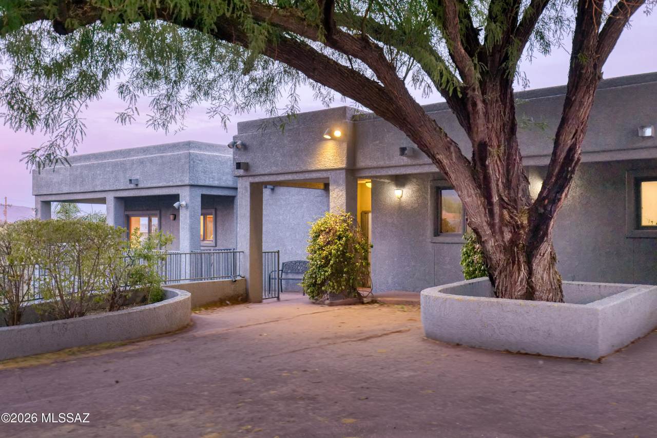 5036 Calle Bosque - Photo 1