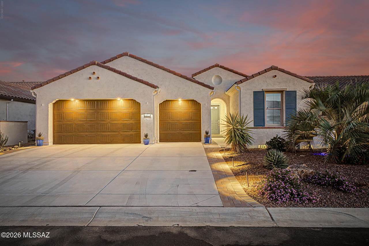 1372 Quartzite Way - Photo 1