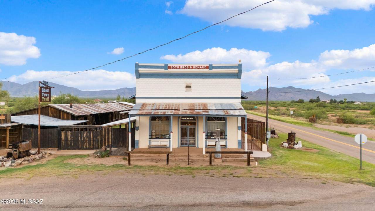 905 Ghost Town Trail - Photo 1