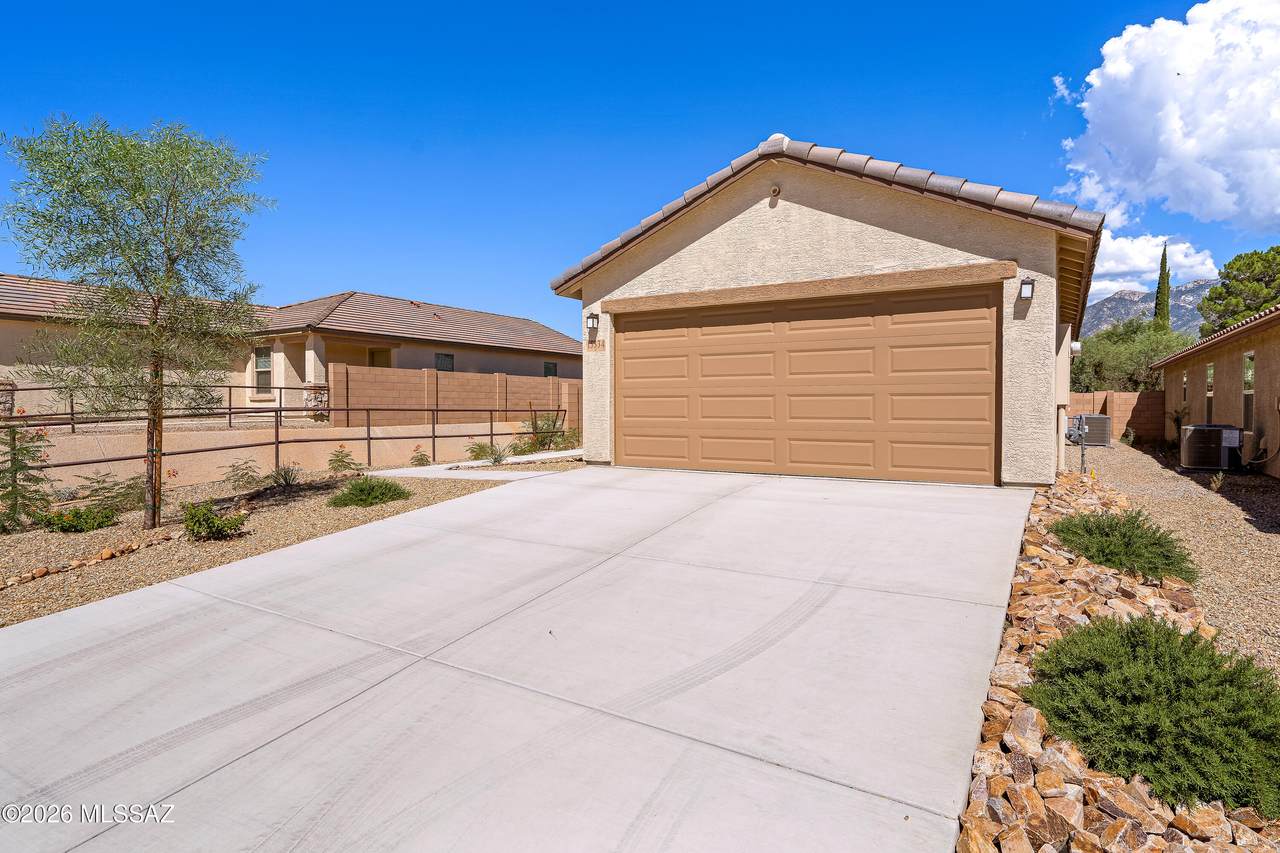 https://bt-photos.global.ssl.fastly.net/tucson/1280_boomver_1_22620445-2.jpg
