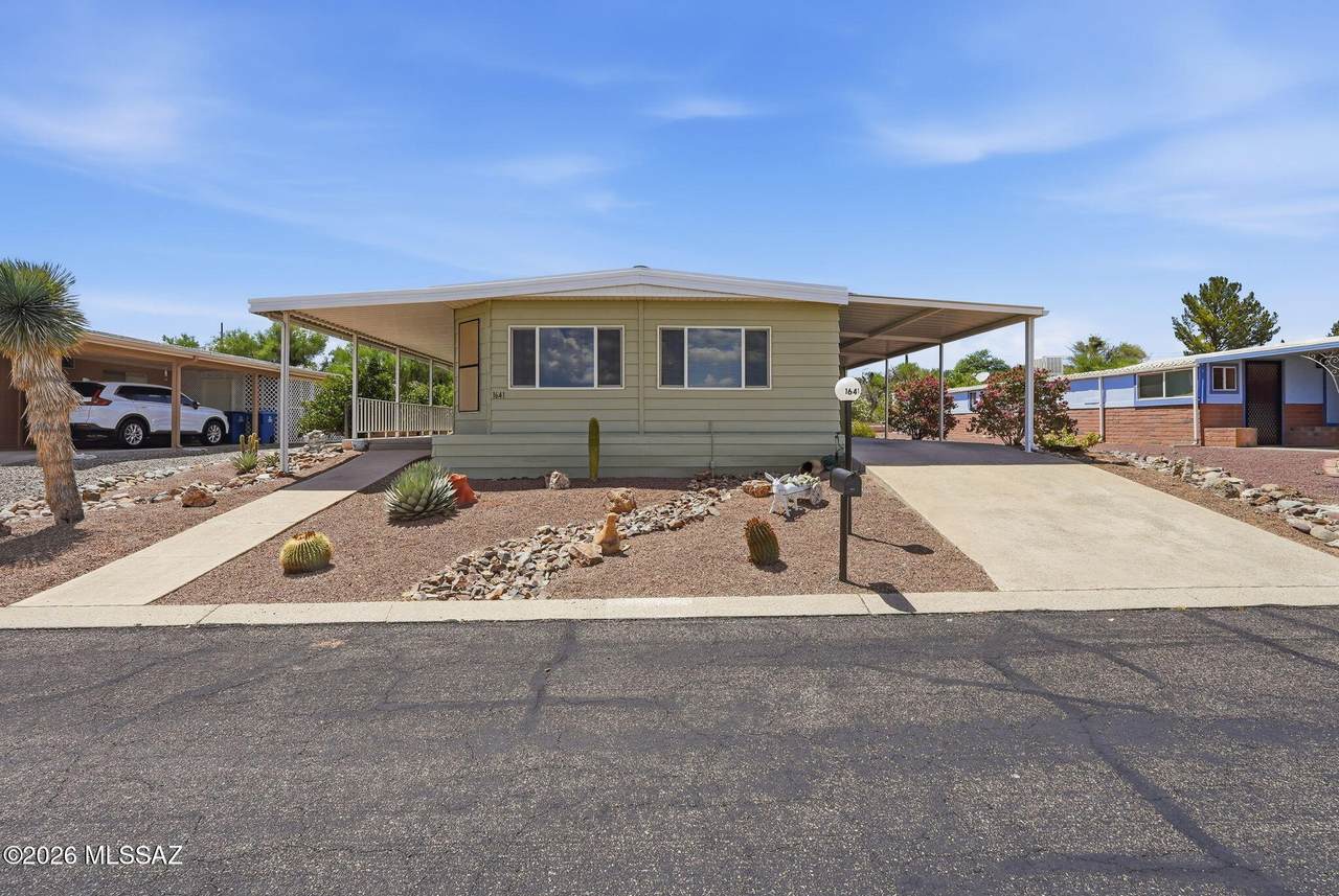 1641 Pacana Way - Photo 1