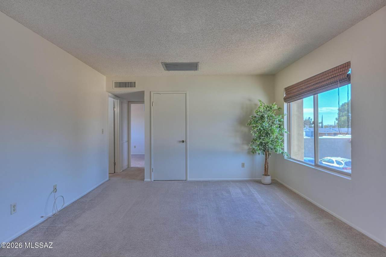 https://bt-photos.global.ssl.fastly.net/tucson/1280_boomver_1_22620503-2.jpg