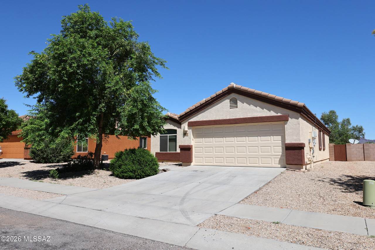 6512 Swan Falls Way - Photo 1