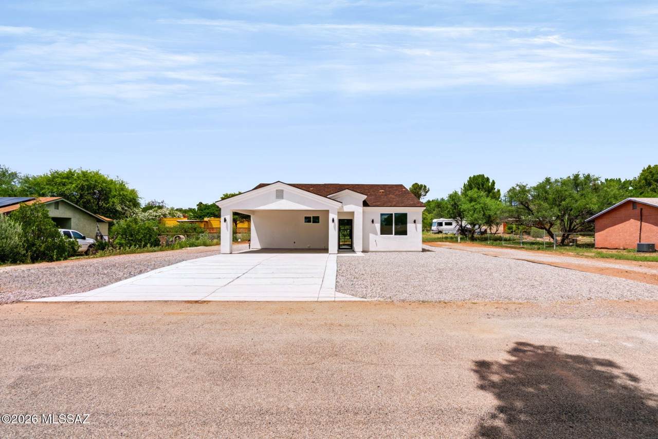 422 Curry Street - Photo 1