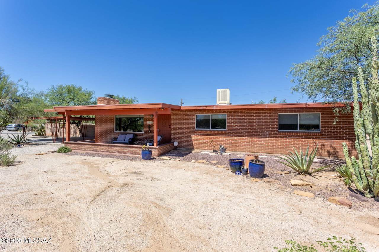 https://bt-photos.global.ssl.fastly.net/tucson/1280_boomver_1_22620538-2.jpg