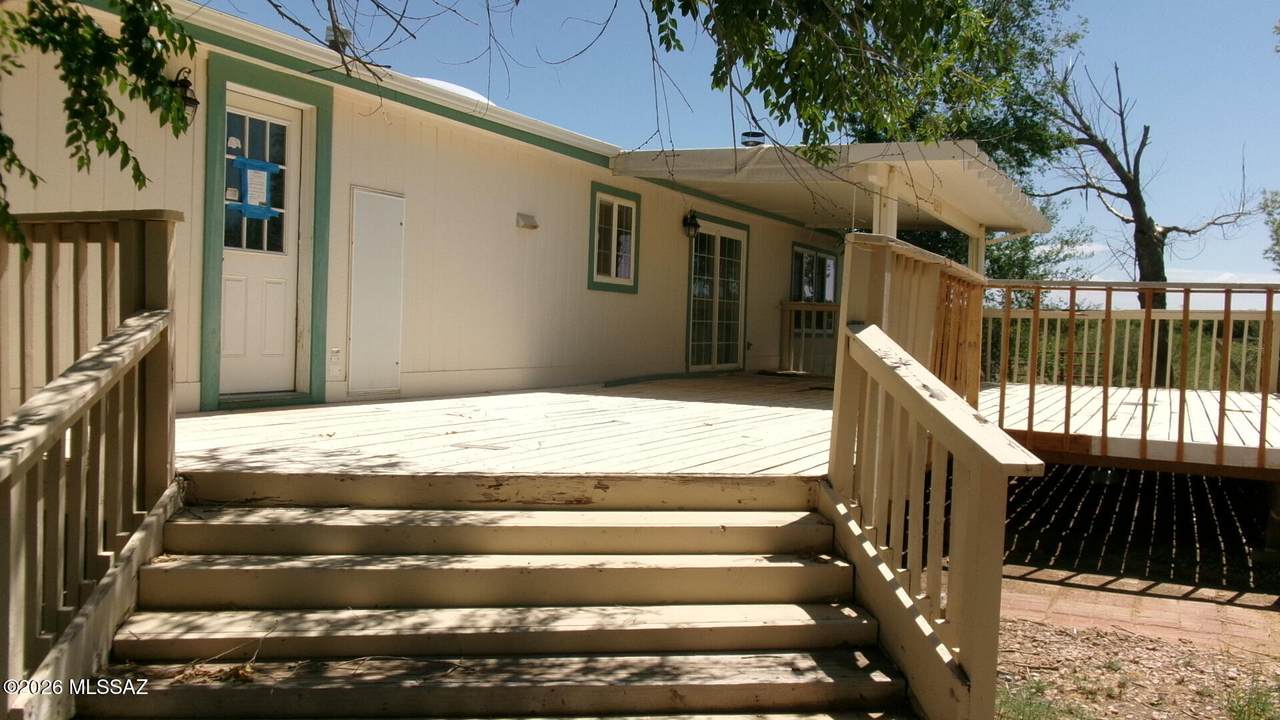 1041 Phillips Way - Photo 1