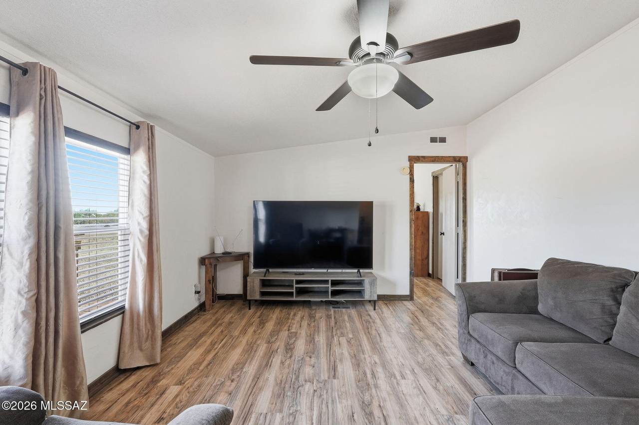 https://bt-photos.global.ssl.fastly.net/tucson/1280_boomver_1_22620848-2.jpg