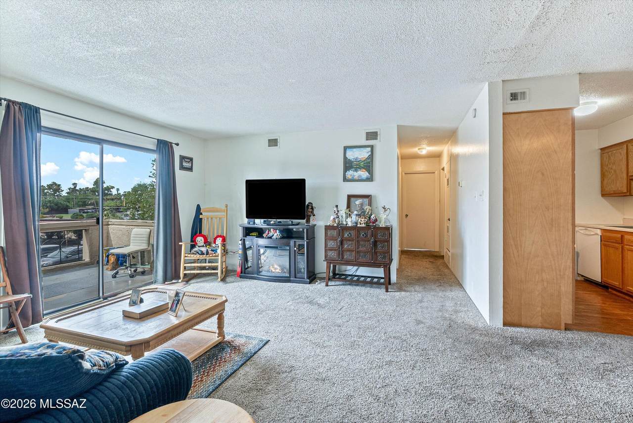 441 Yucca Court - Photo 1