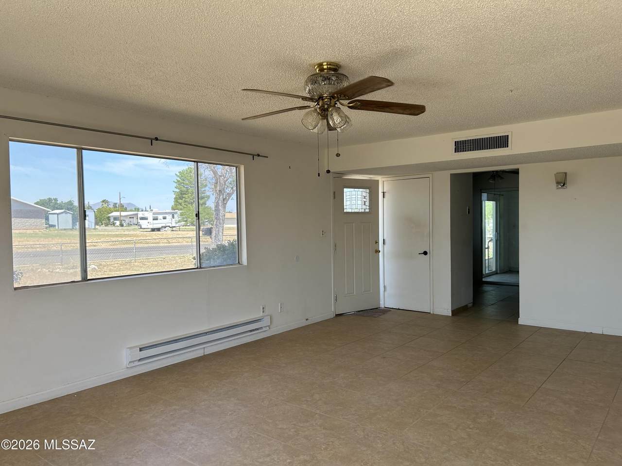 https://bt-photos.global.ssl.fastly.net/tucson/1280_boomver_1_22621019-2.jpg