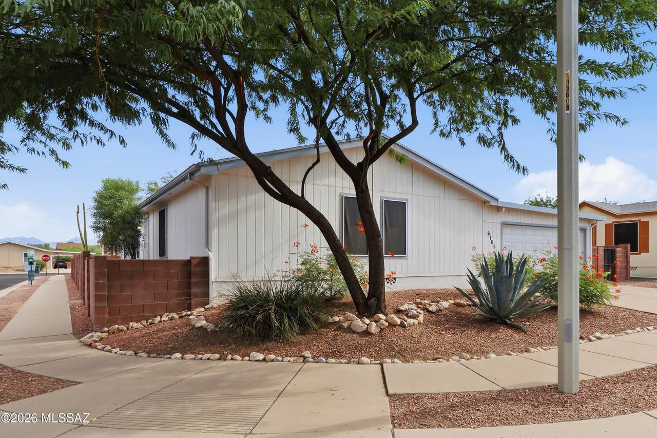 https://bt-photos.global.ssl.fastly.net/tucson/1280_boomver_1_22621047-2.jpg