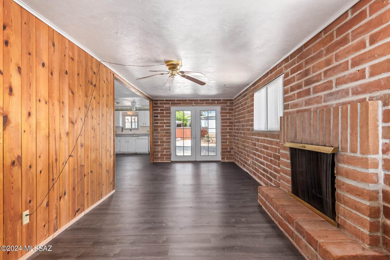 5707 Tumbling F Street - Photo 1