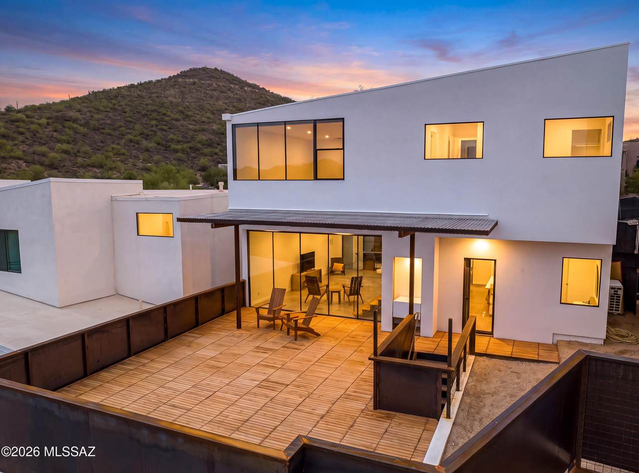 1364 Sentinel View Loop - Photo 1
