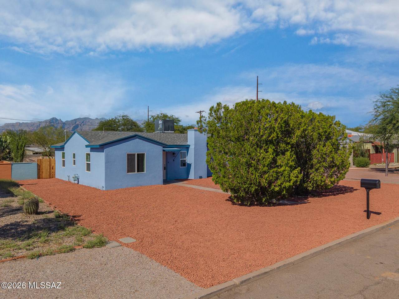 https://bt-photos.global.ssl.fastly.net/tucson/1280_boomver_1_22621683-2.jpg