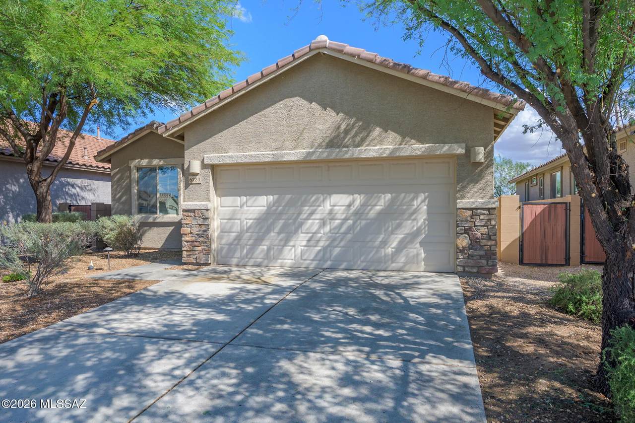 6723 Fishermans Drive - Photo 1