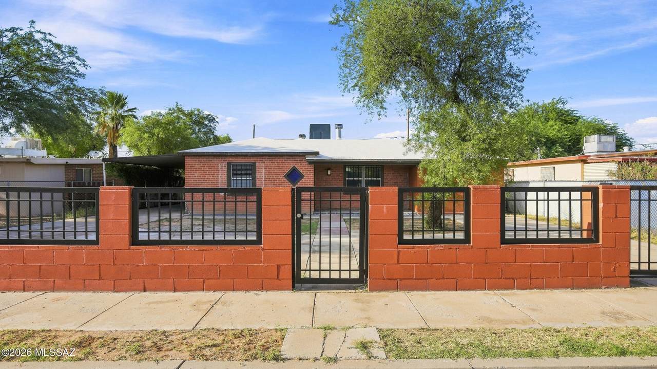 3241 30th Street - Photo 1