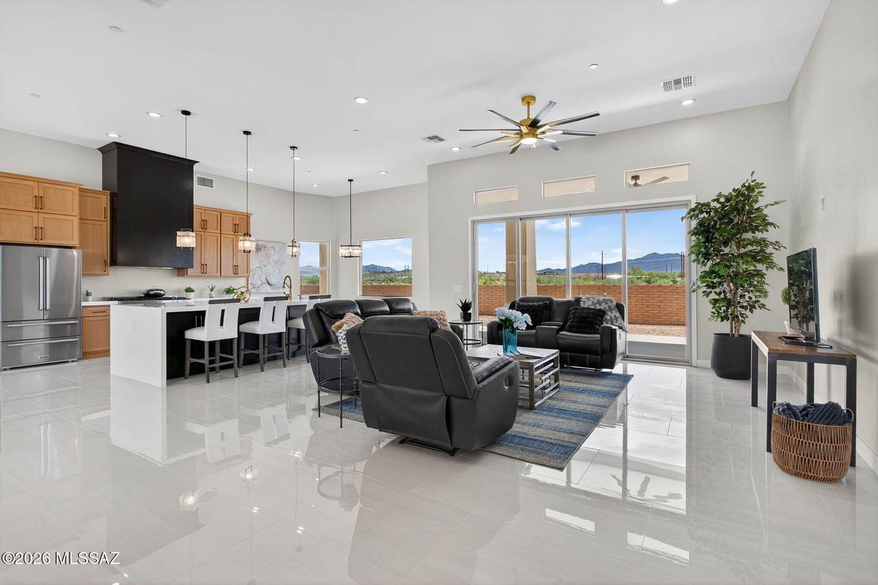 https://bt-photos.global.ssl.fastly.net/tucson/1280_boomver_1_22621790-2.jpg
